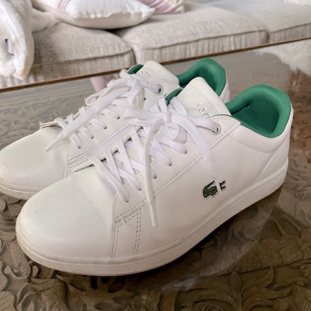 EXCELLENT Lacoste White and Green Sneakers